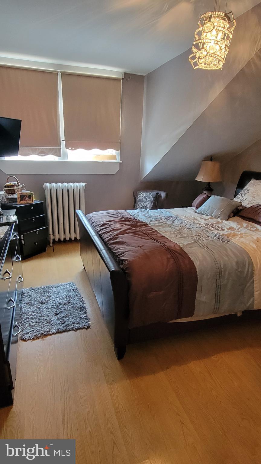 PHILADELPHIA (NORTHEAST) - Residential