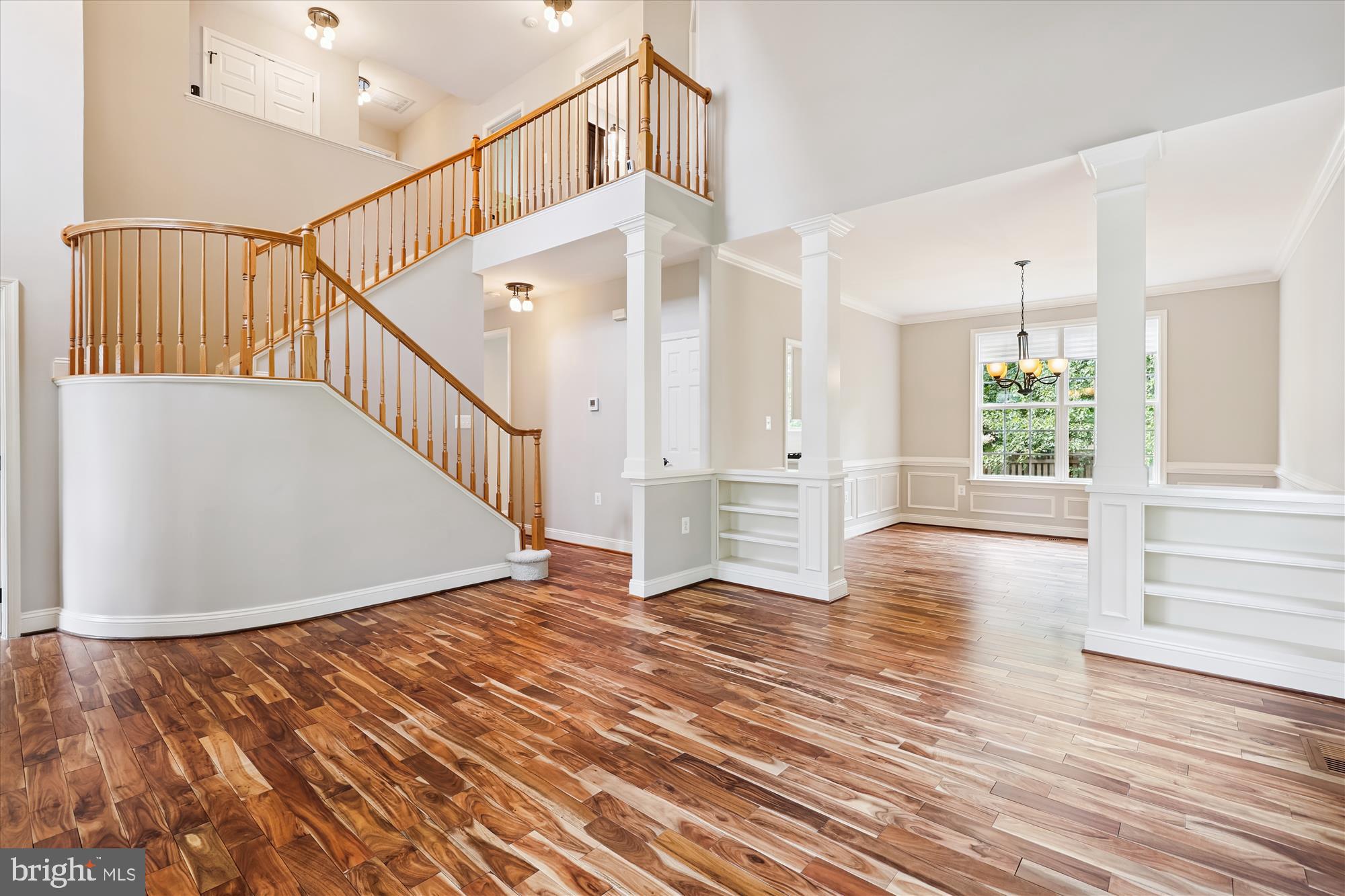 809 MACALISTER DRIVE SE
