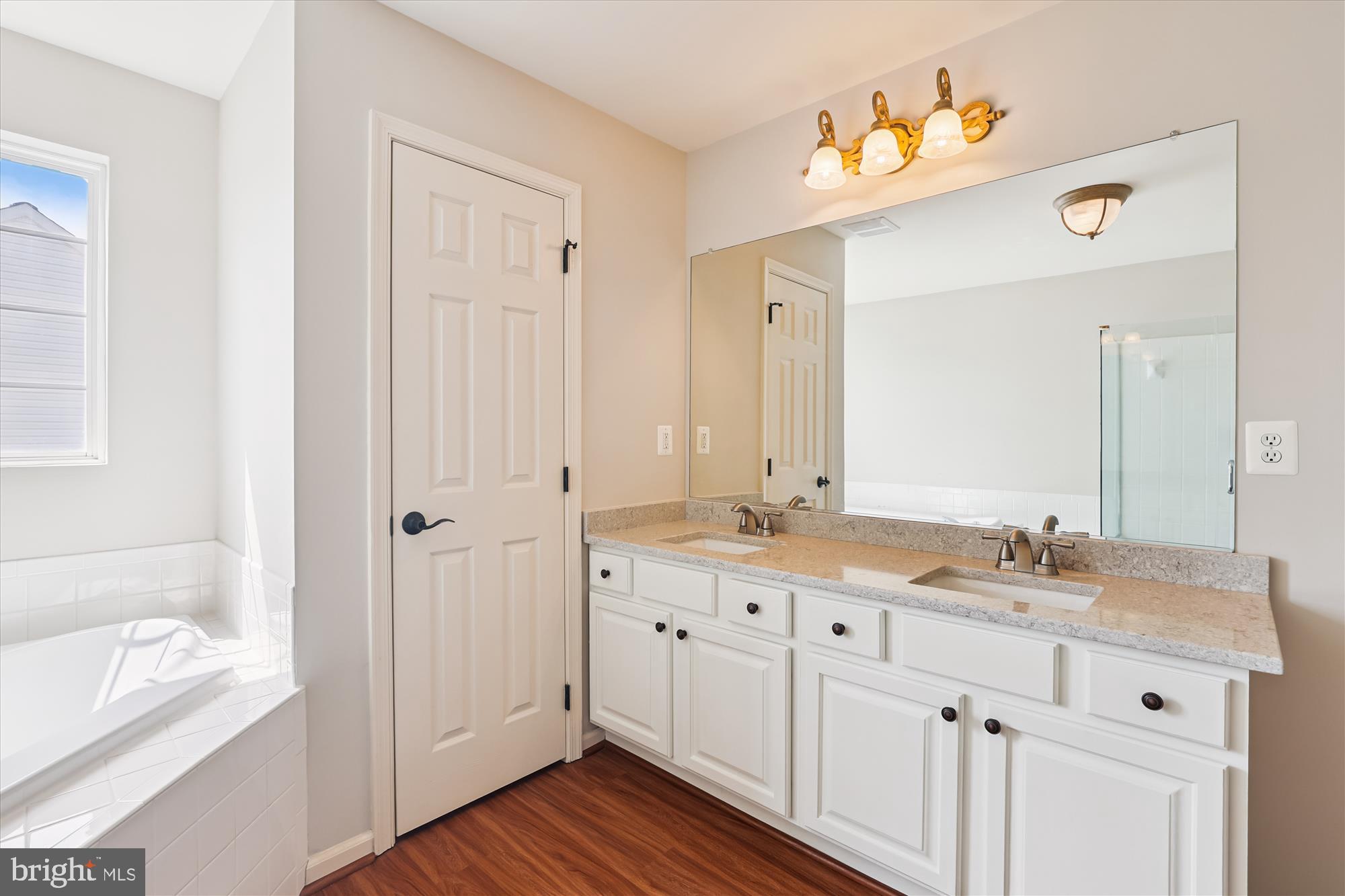TAVISTOCK FARMS - Residential