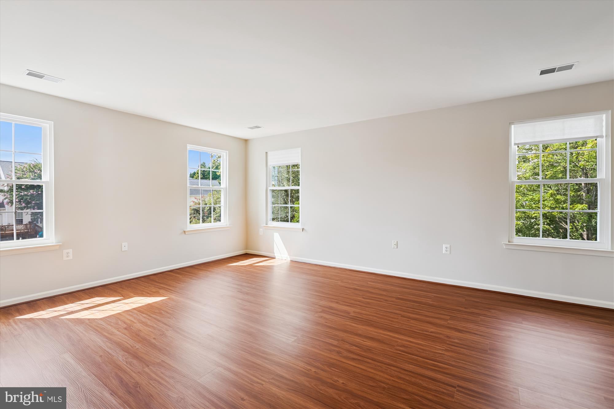 TAVISTOCK FARMS - Residential