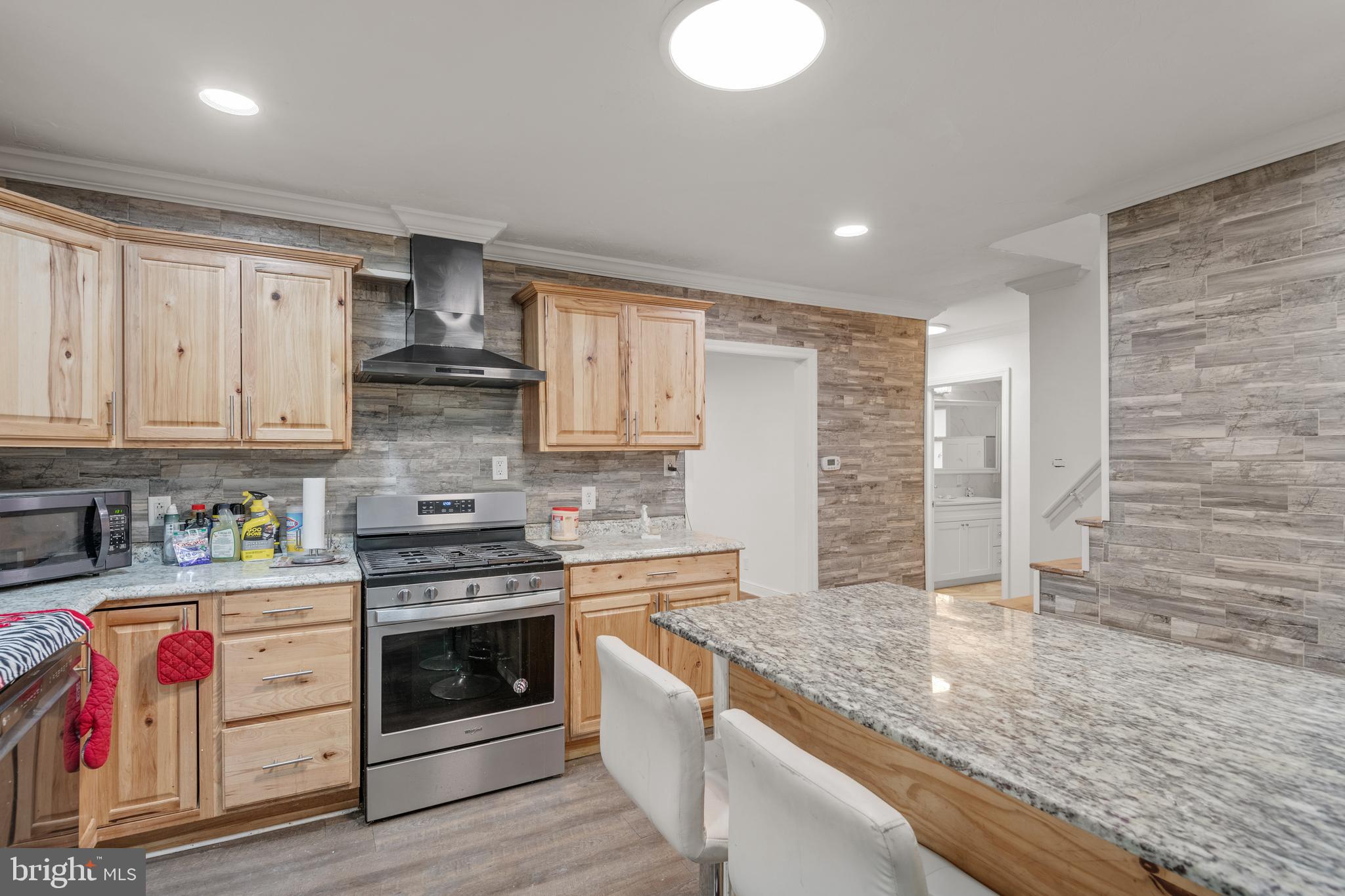 RED LION - Residential