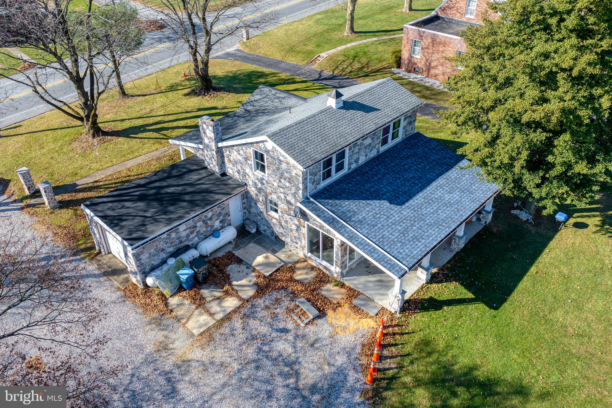 RED LION - Residential