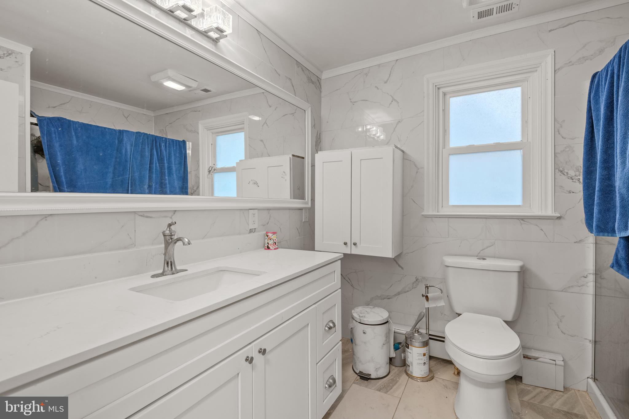 RED LION - Residential