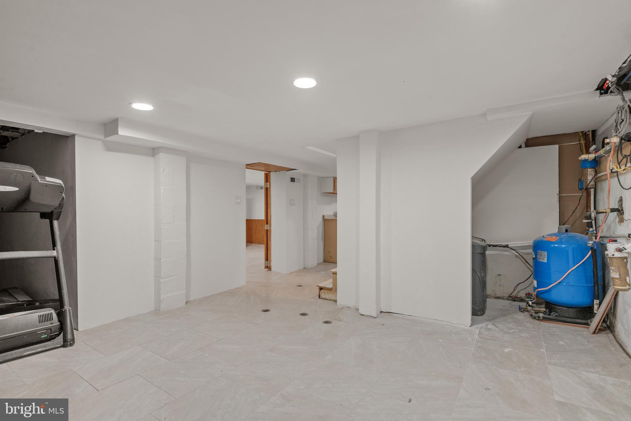 RED LION - Residential