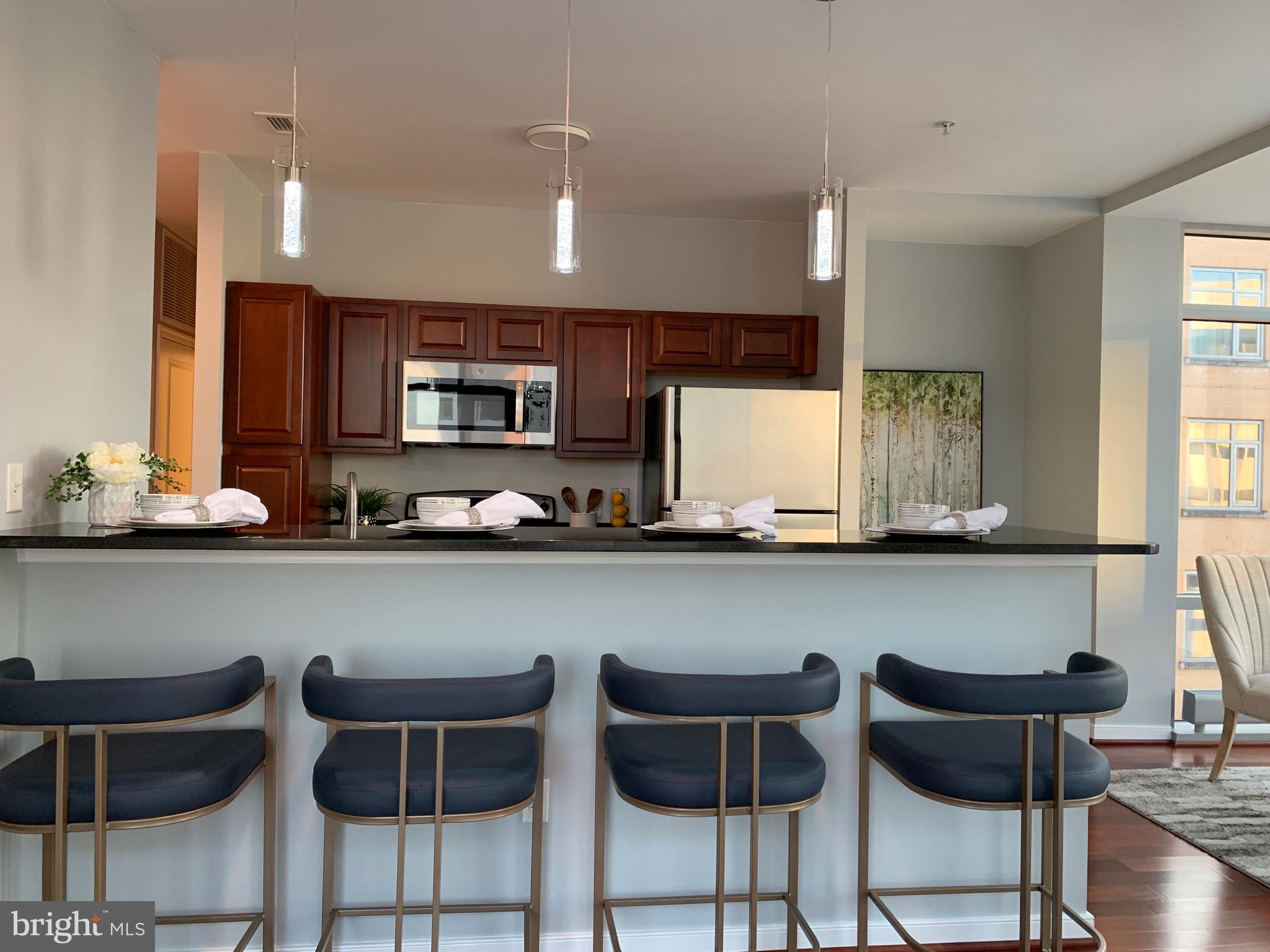 ONE INDEPENDENCE PLAZA - Residential