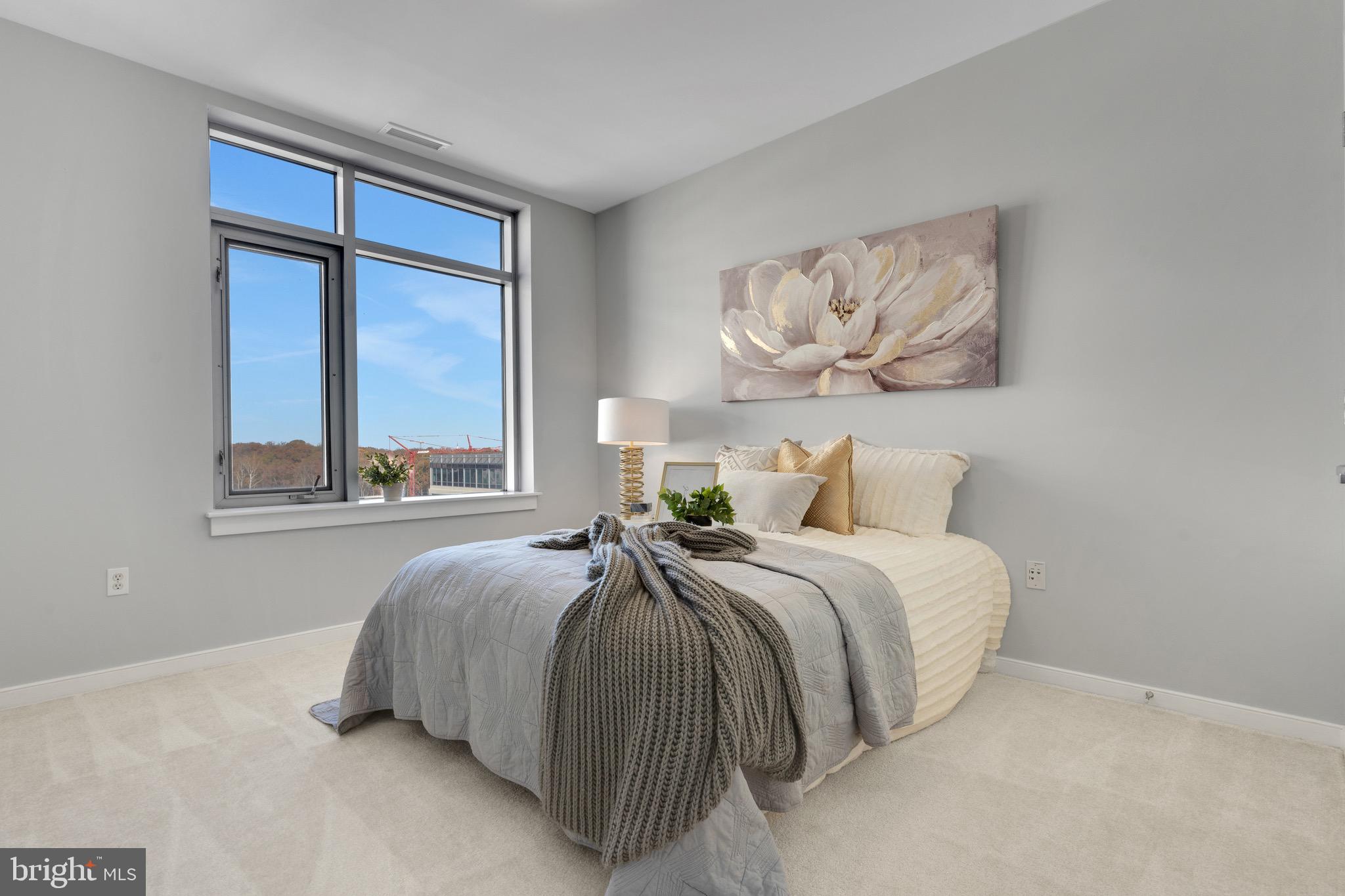 ONE INDEPENDENCE PLAZA - Residential