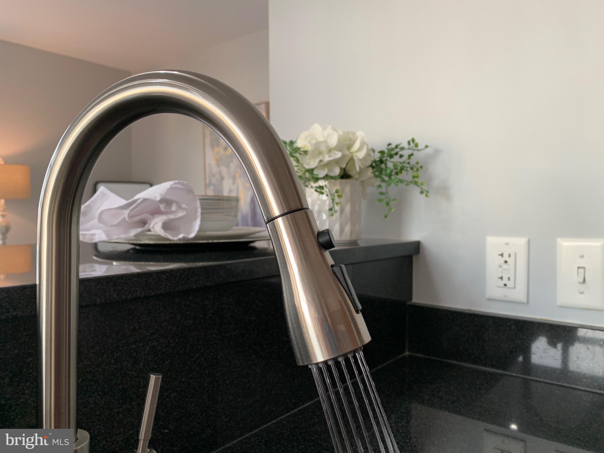 ONE INDEPENDENCE PLAZA - Residential