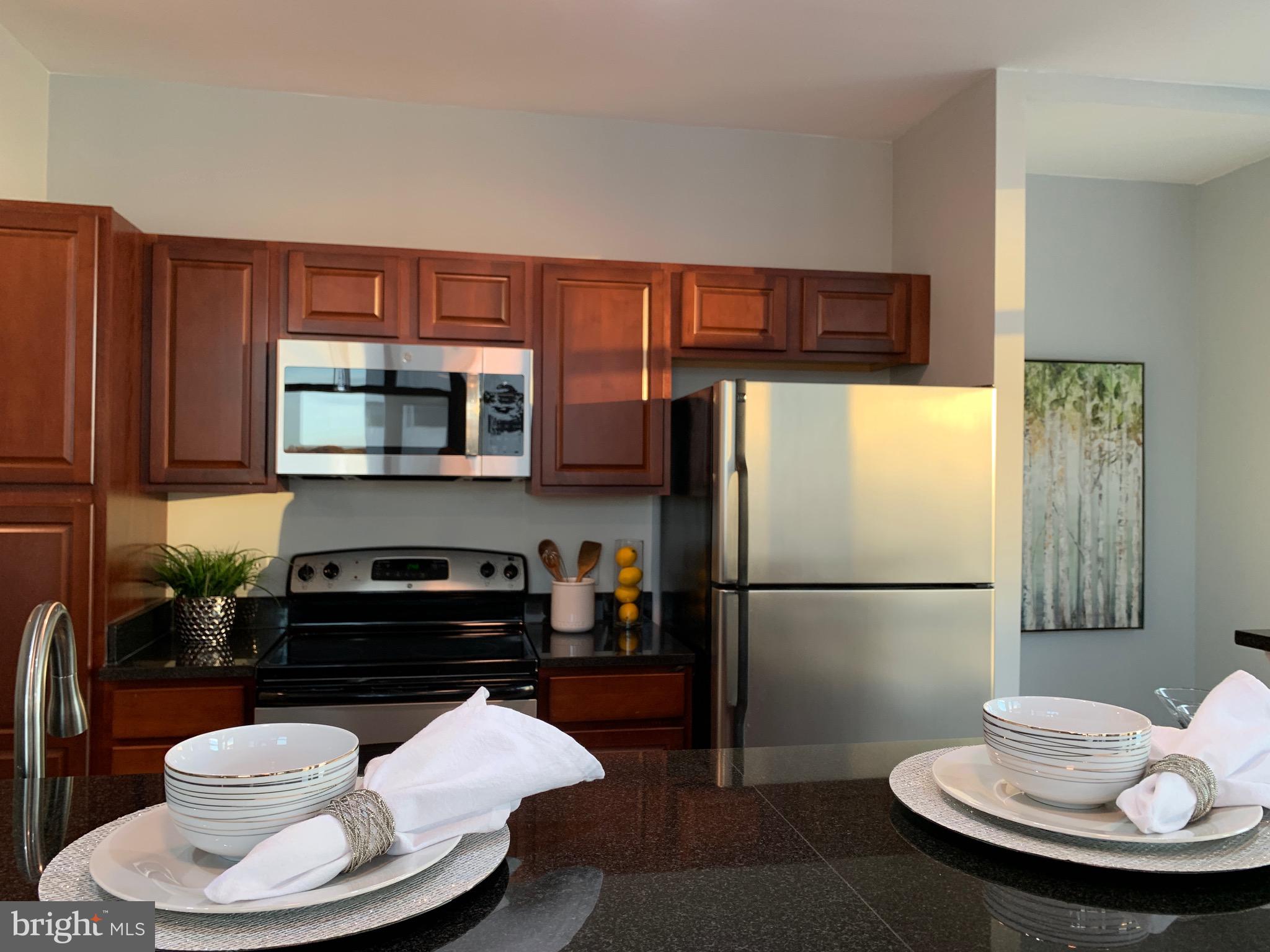 ONE INDEPENDENCE PLAZA - Residential