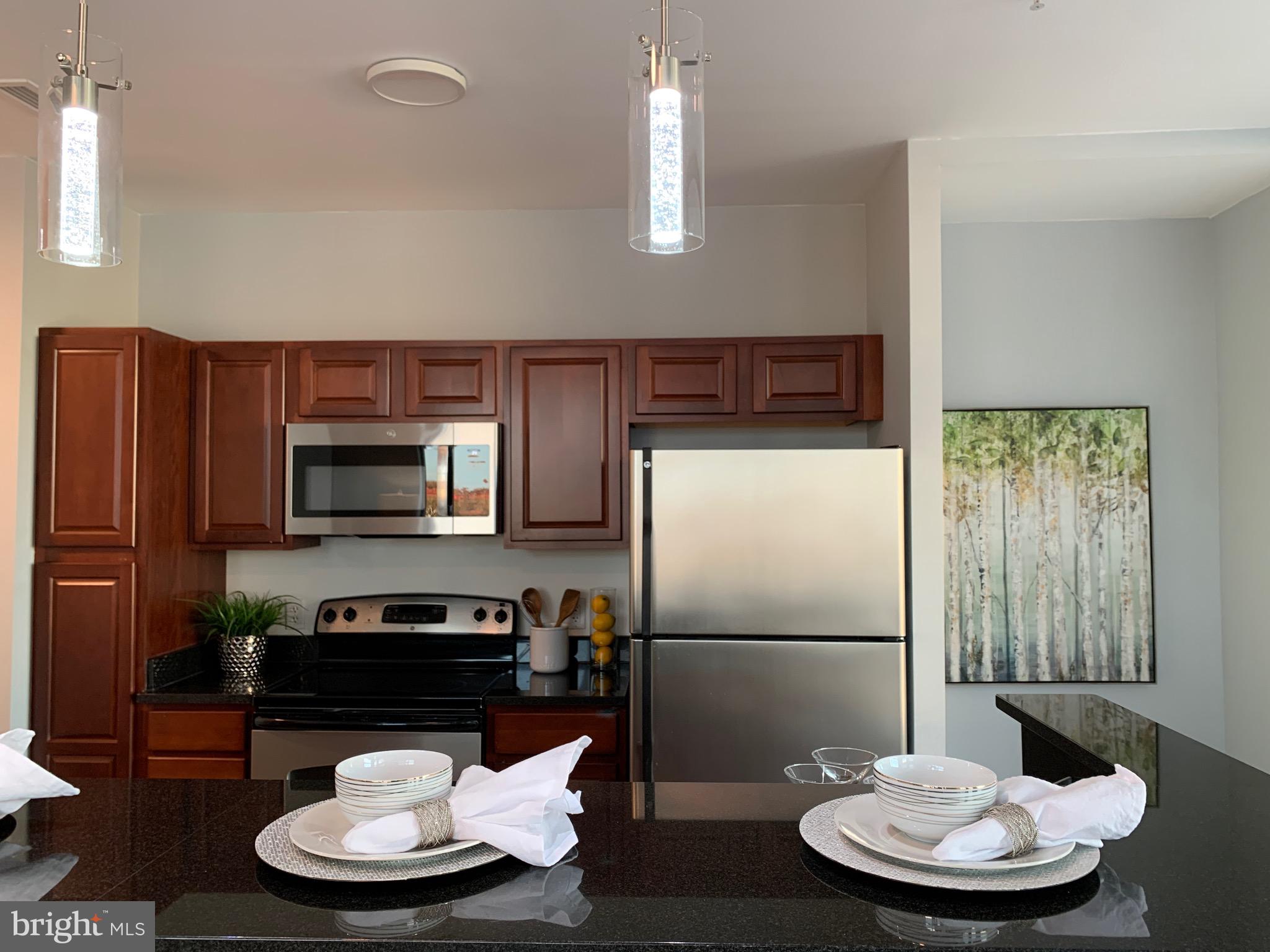 ONE INDEPENDENCE PLAZA - Residential