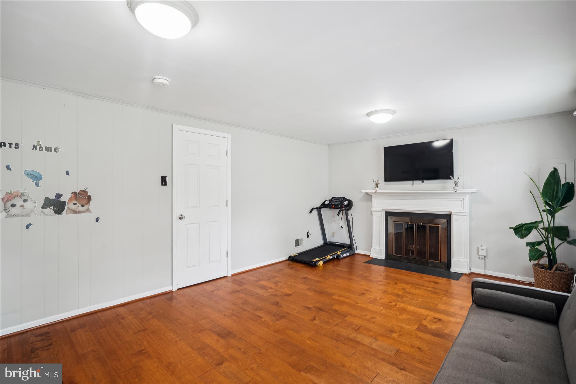 VILLAGE OF OWEN BROWN - Residential