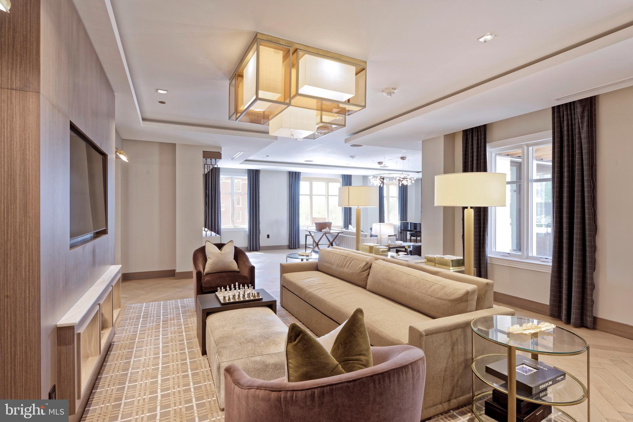 CHEVY CHASE - Residential