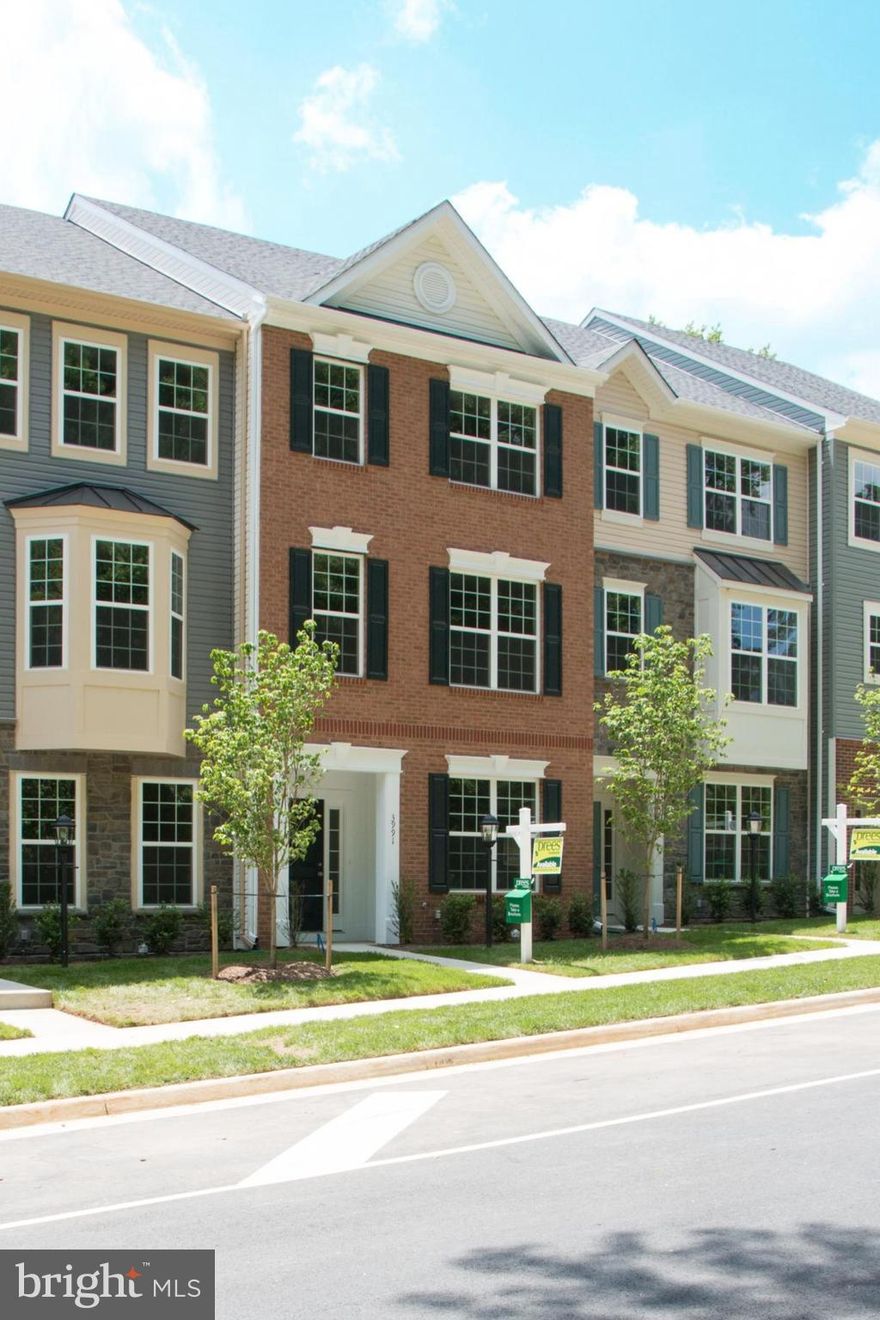 Exp. low maintenance, luxury living at Bradys Village, a new townhome community conveniently located just minutes from Quantico. Nestled among trees, creating a quaint feel, all while being a short drive to nearby dining & shopping at Stonebridge. Offering a $90 Down promotion for a limited time!