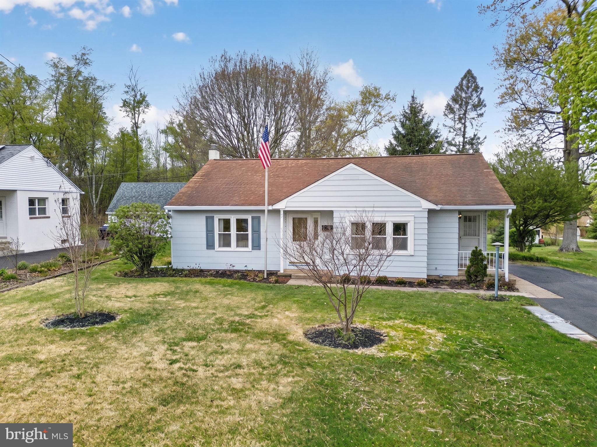 MAPLEWOOD - Residential