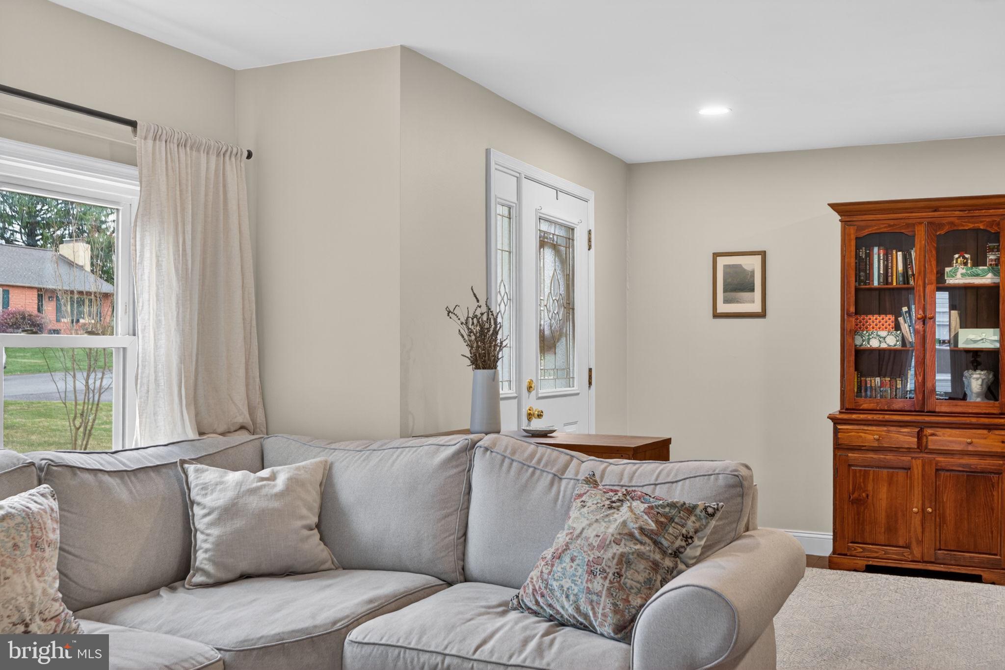 MAPLEWOOD - Residential