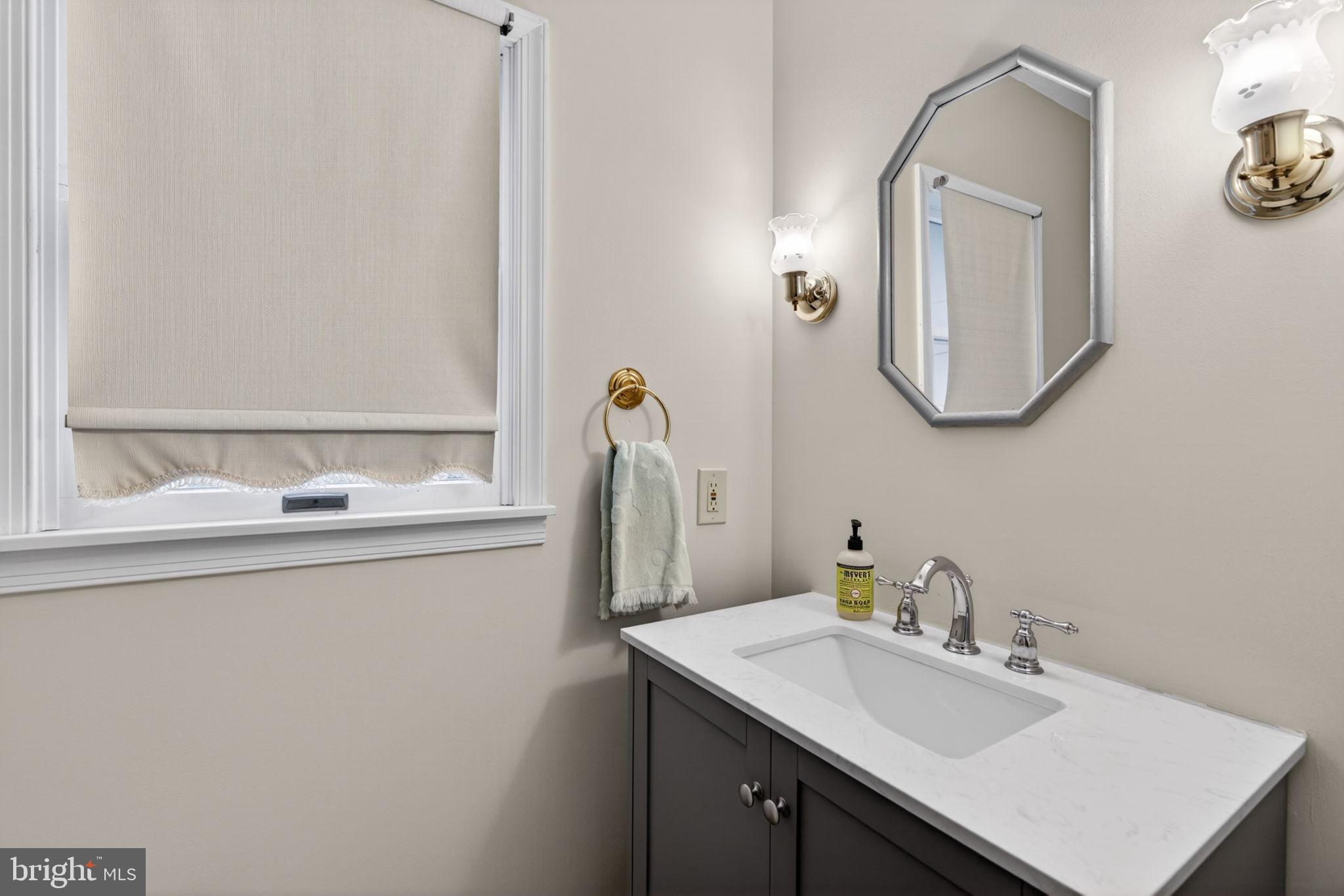 MAPLEWOOD - Residential