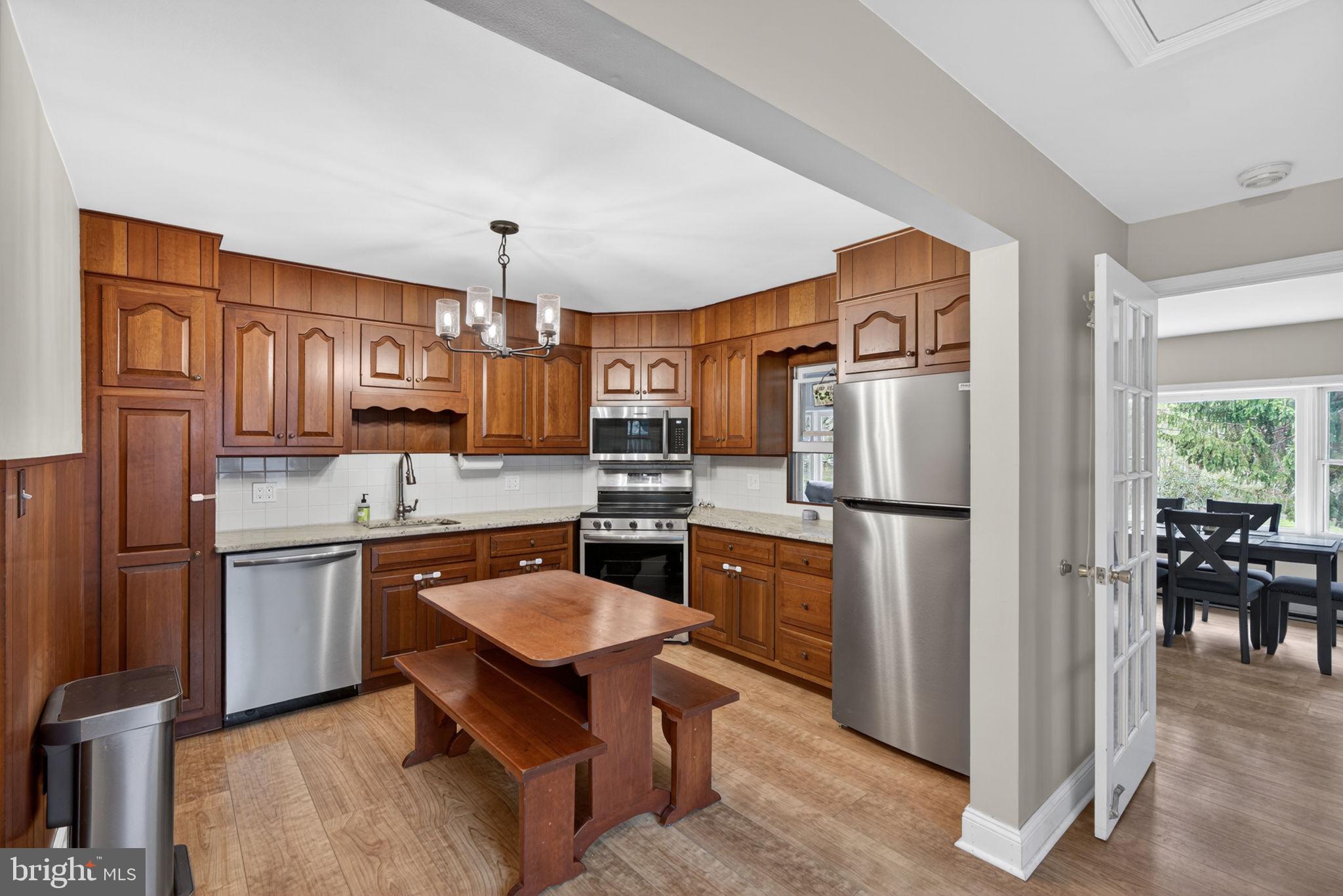 MAPLEWOOD - Residential