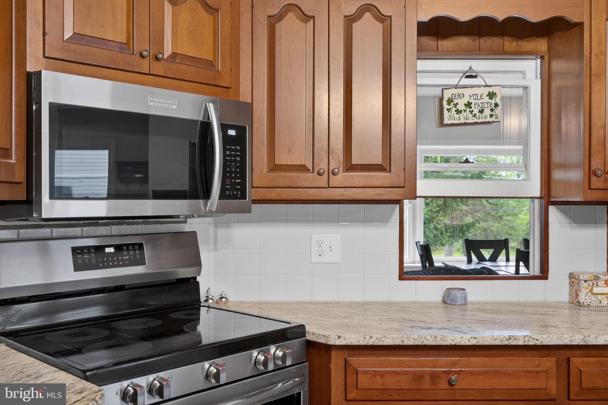 MAPLEWOOD - Residential