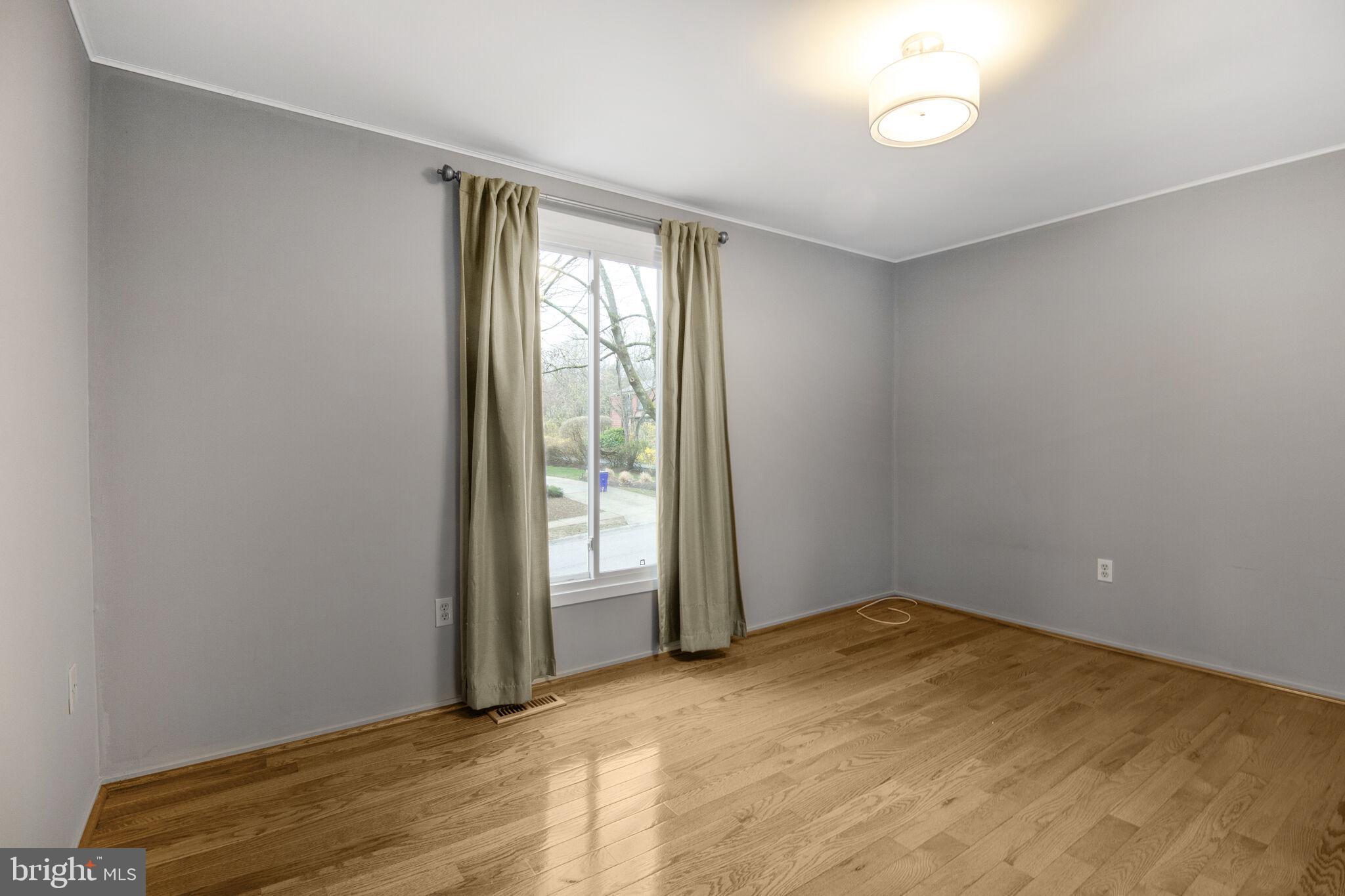 KINGS CONTRIVANCE - Residential