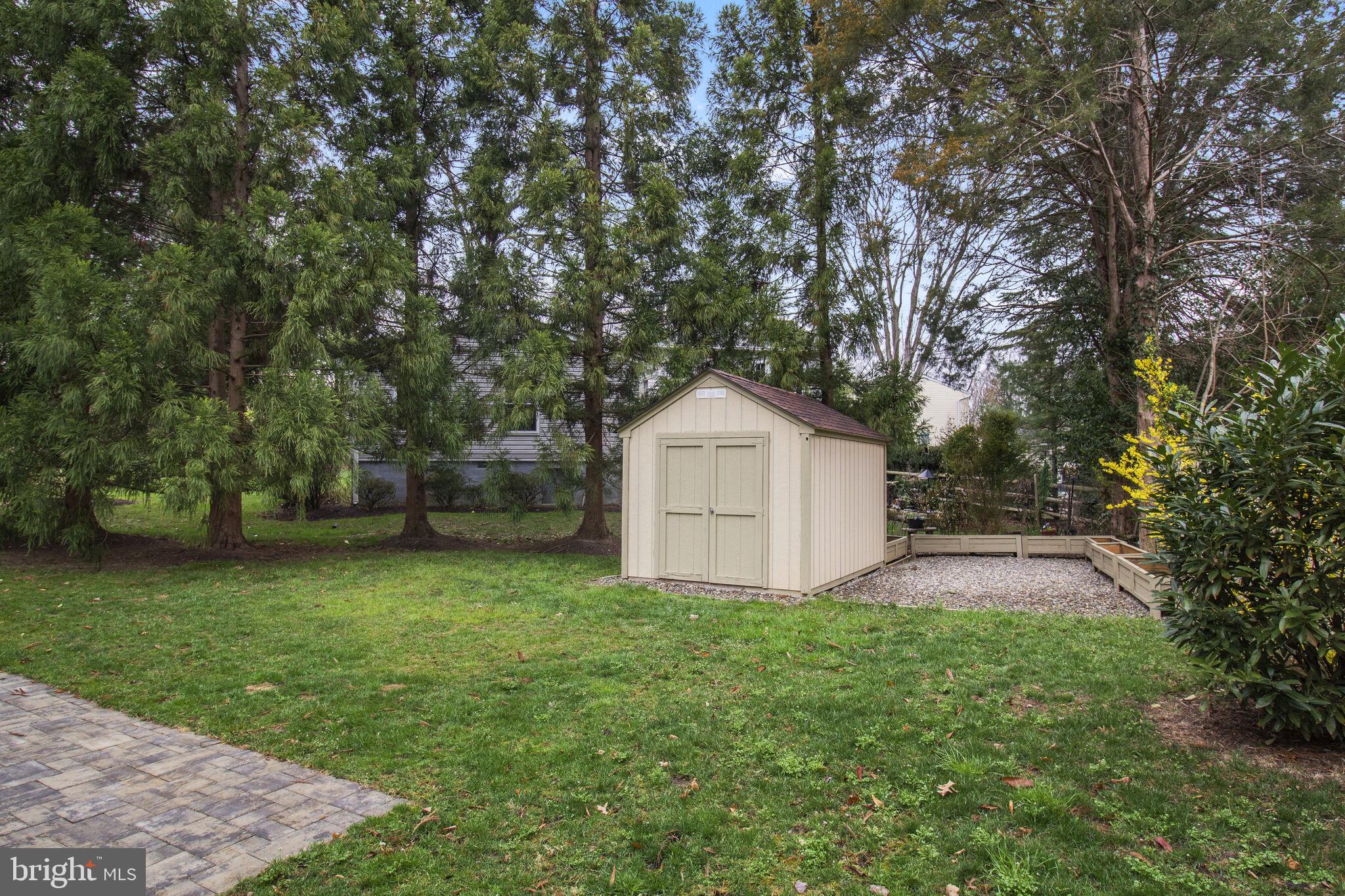 KINGS CONTRIVANCE - Residential