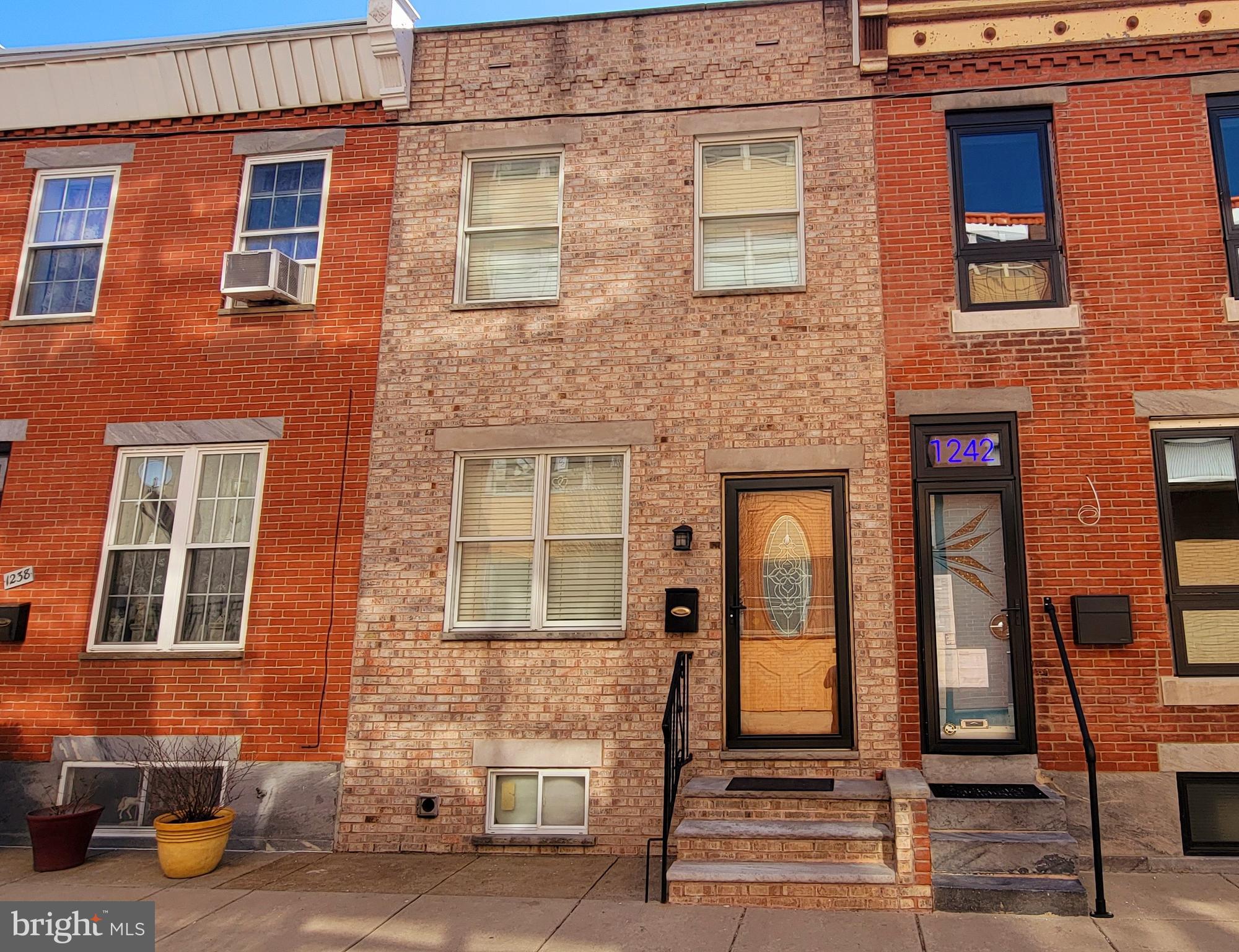 LOWER MOYAMENSING - Residential