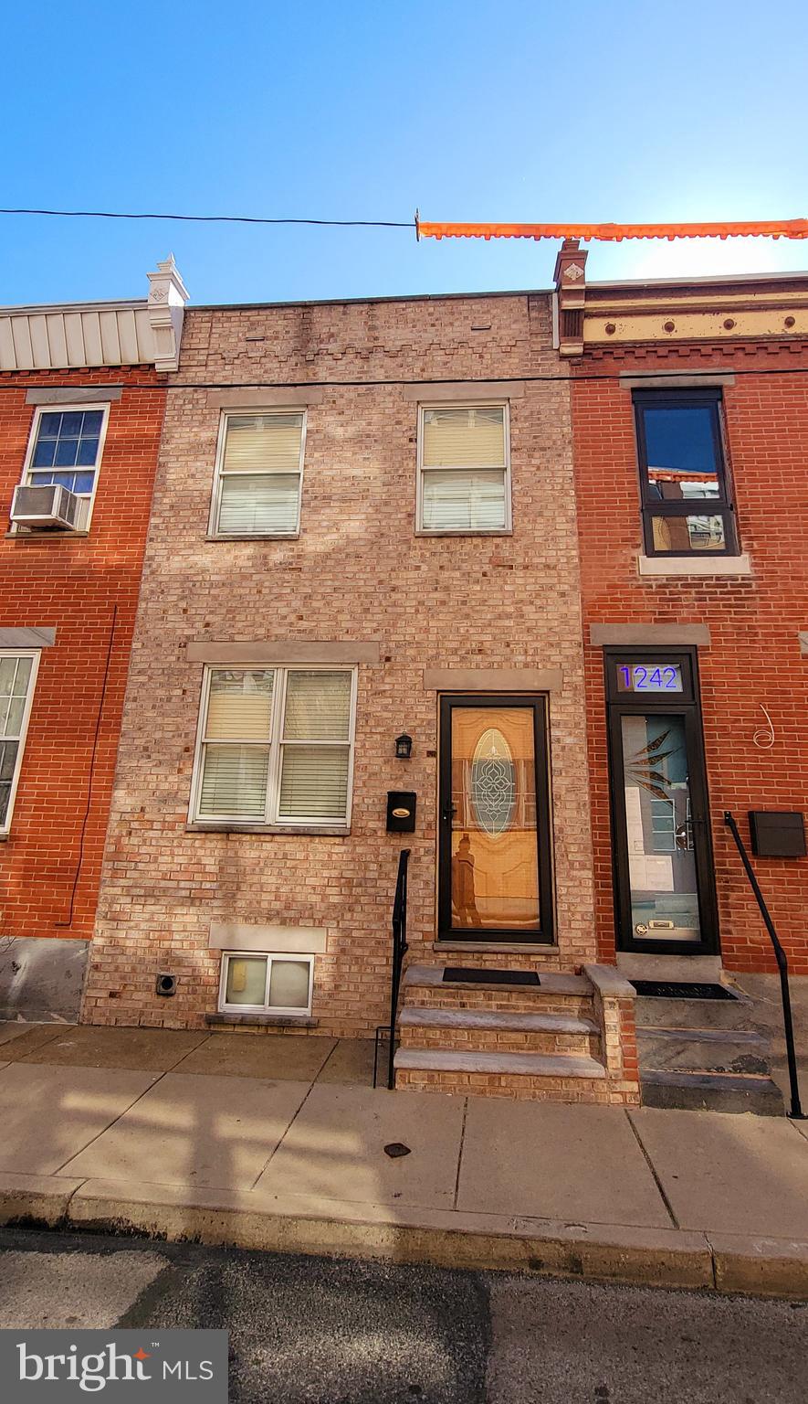 LOWER MOYAMENSING - Residential