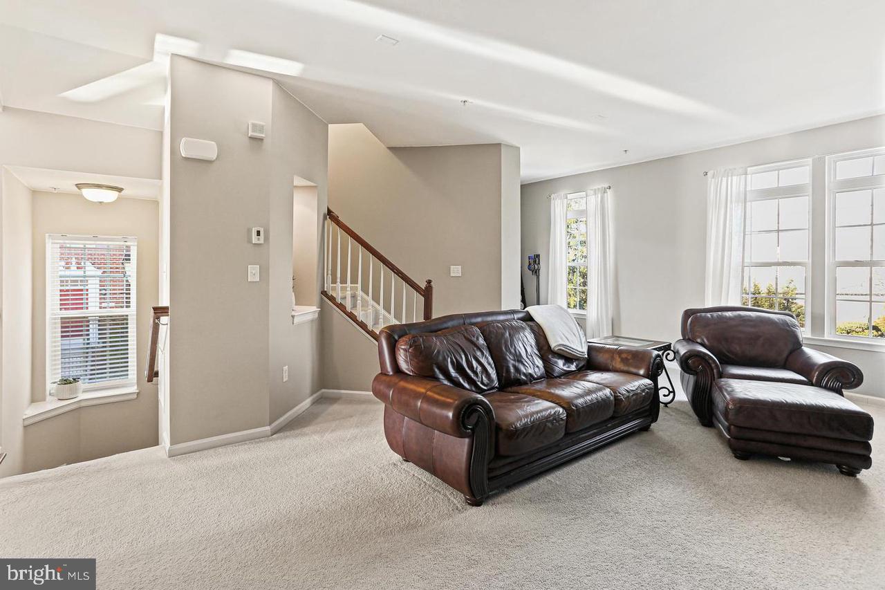 DORSEY CROSSING - Residential Lease