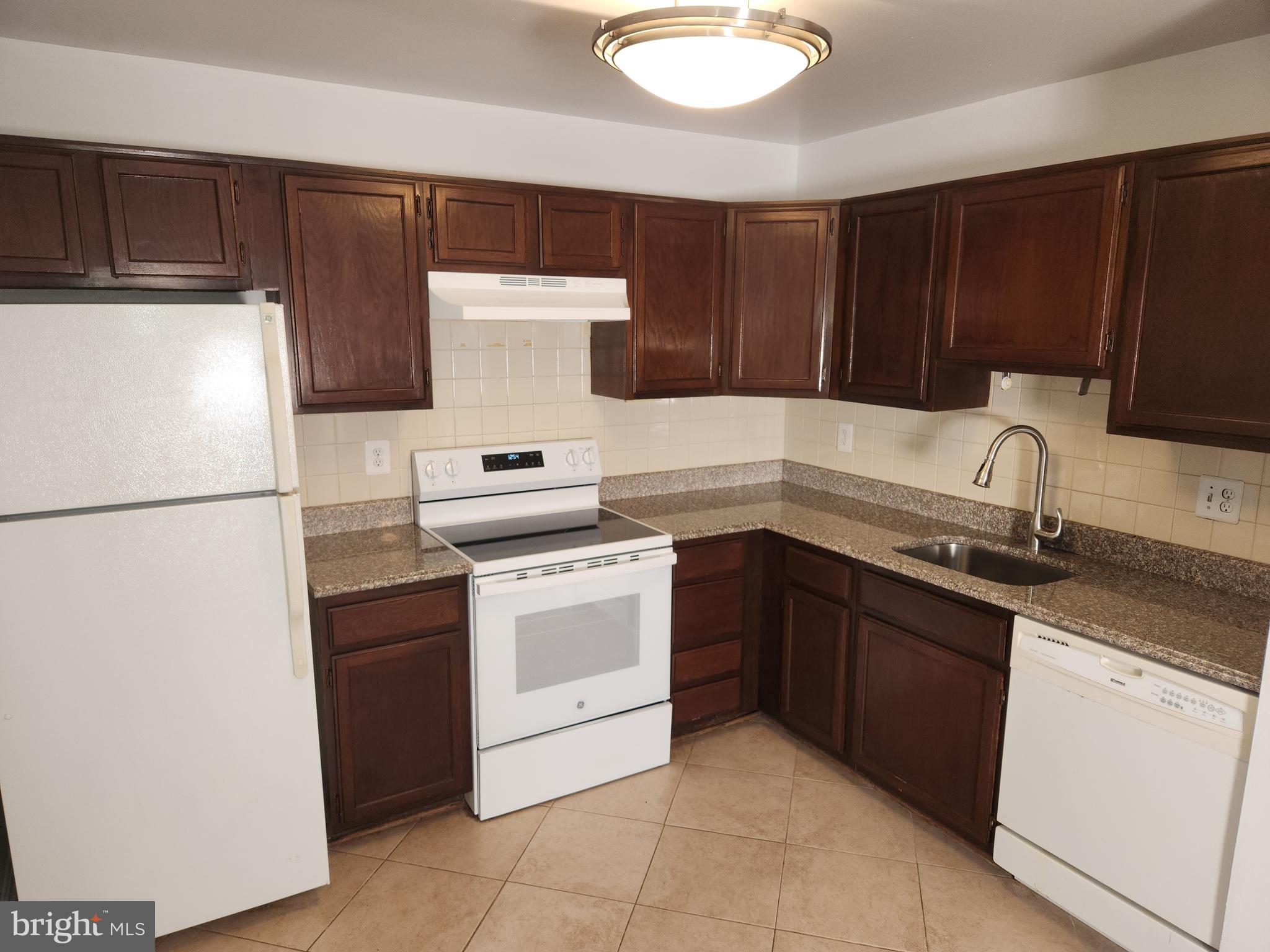 GREENS OF WARTHER - Residential