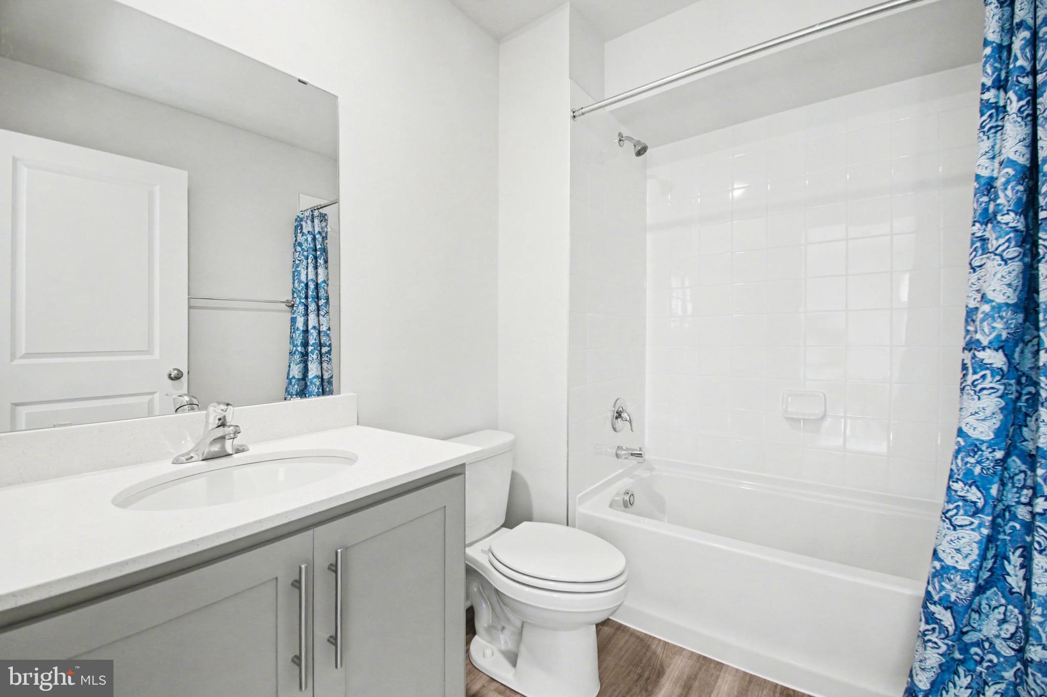 PINEGROVE - Residential