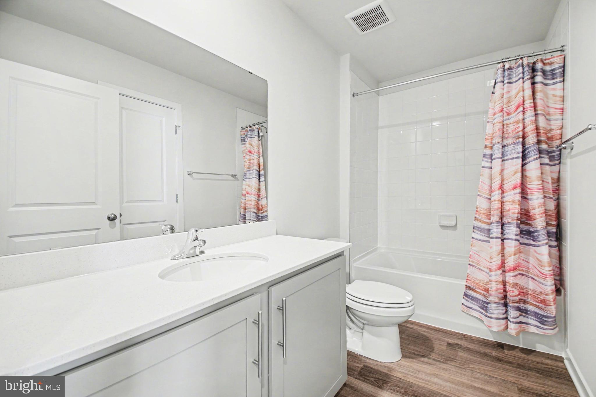 PINEGROVE - Residential