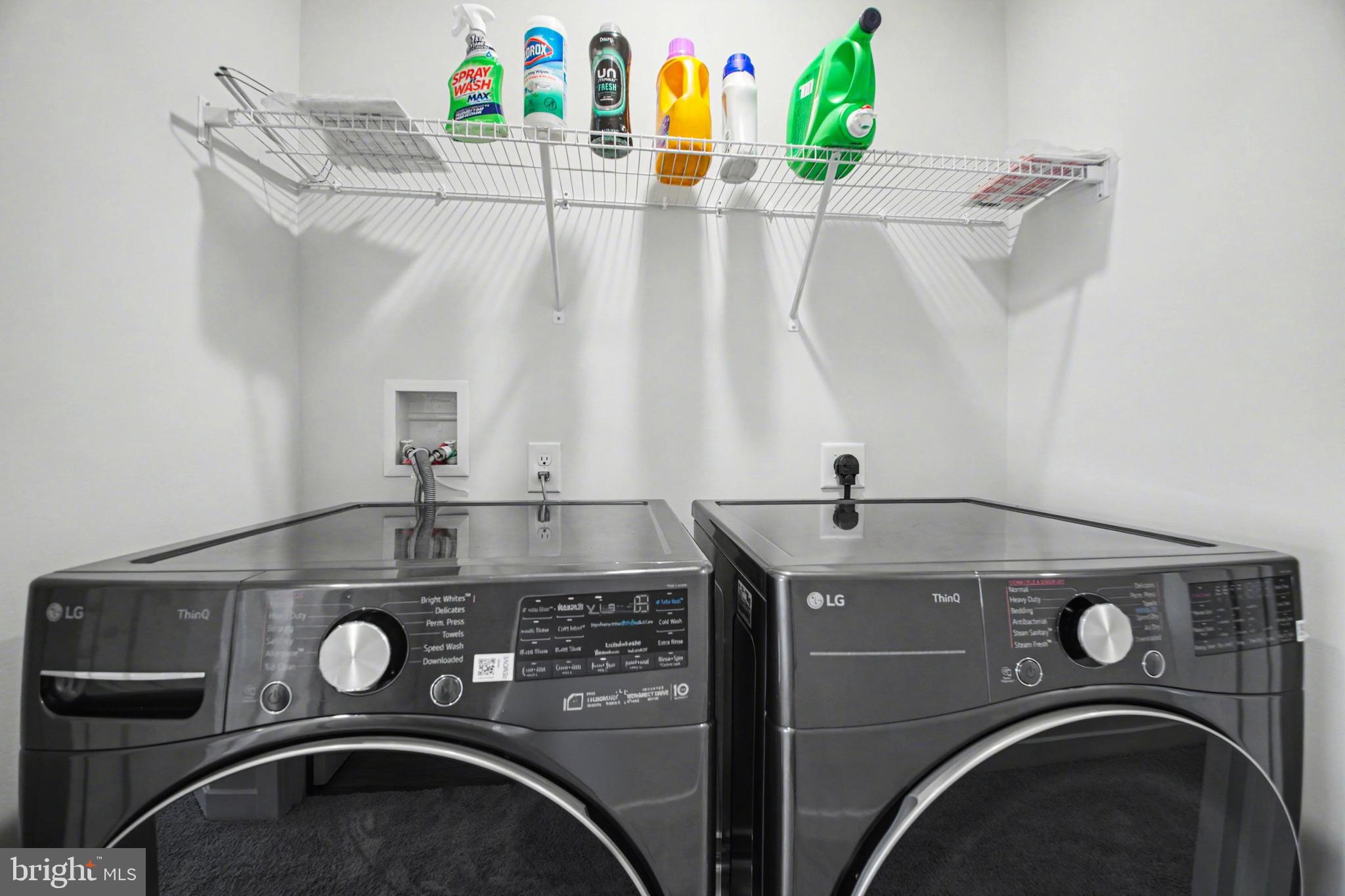 PINEGROVE - Residential