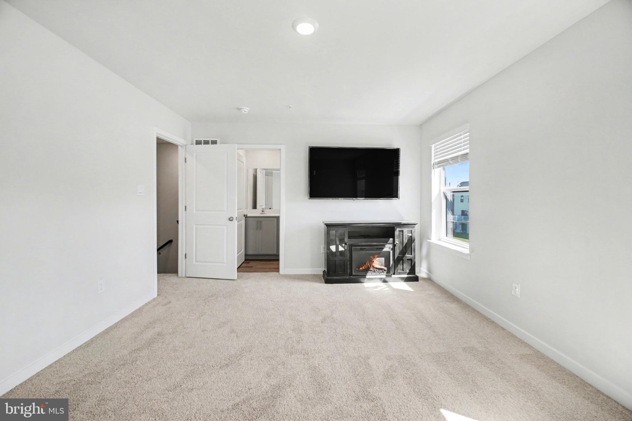 PINEGROVE - Residential