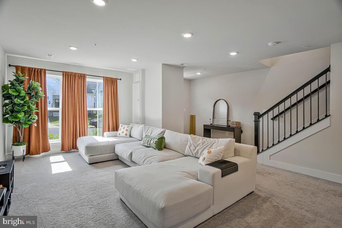 STONEHAVEN - Residential