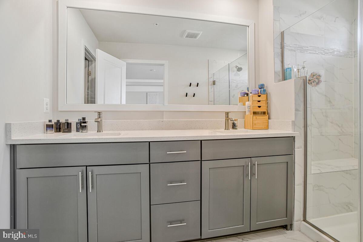 STONEHAVEN - Residential