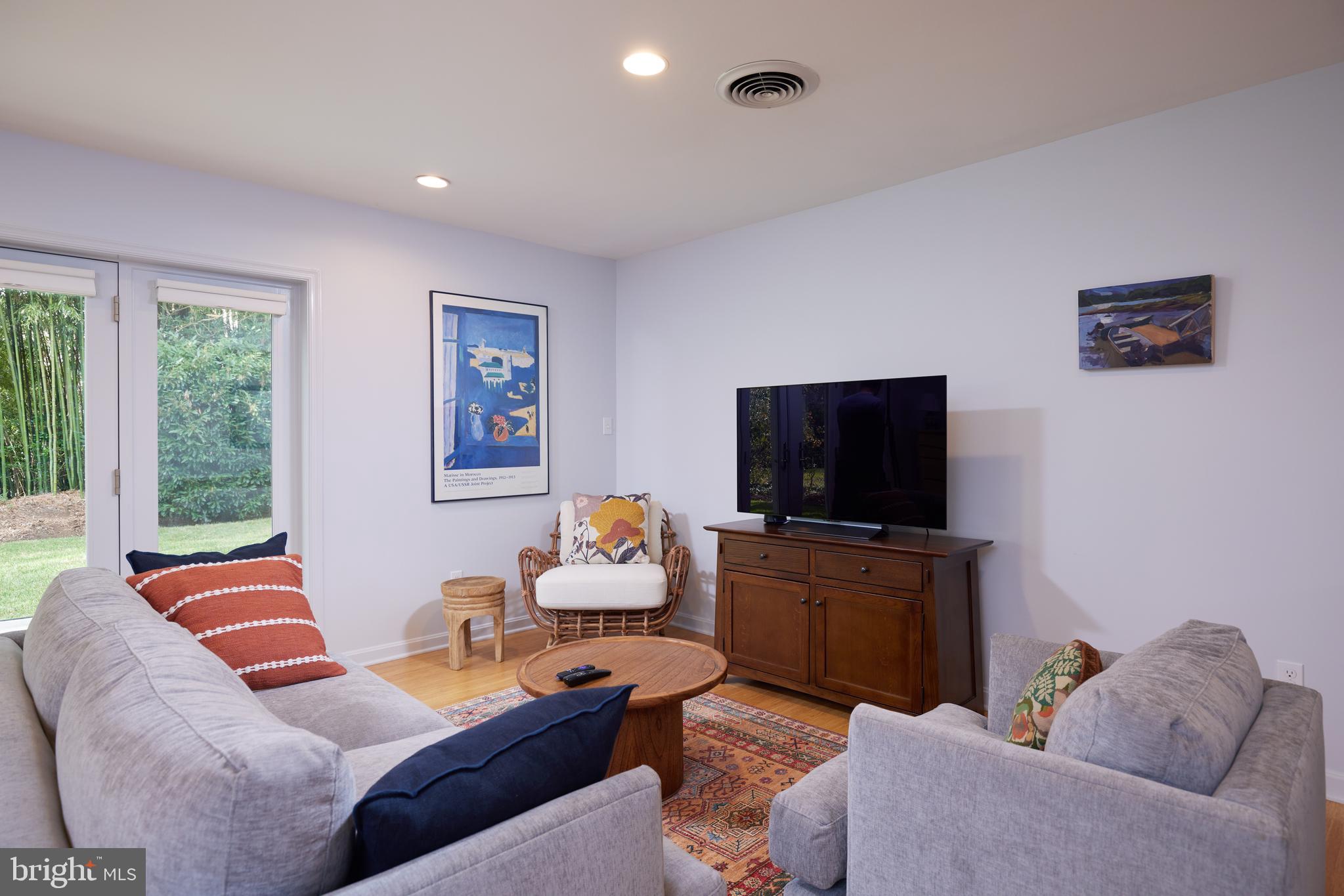 SOMERSET HEIGHTS - Residential