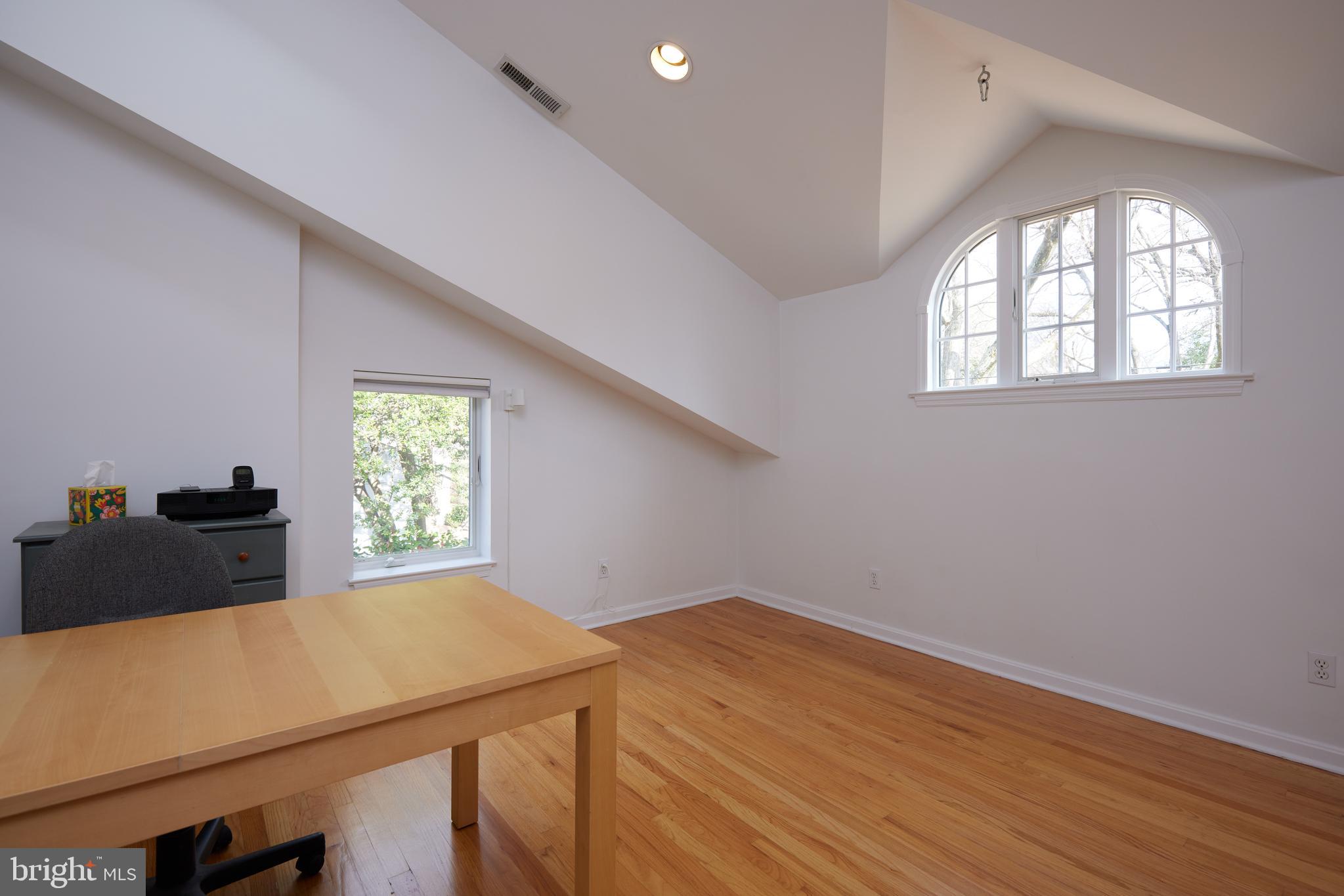 SOMERSET HEIGHTS - Residential