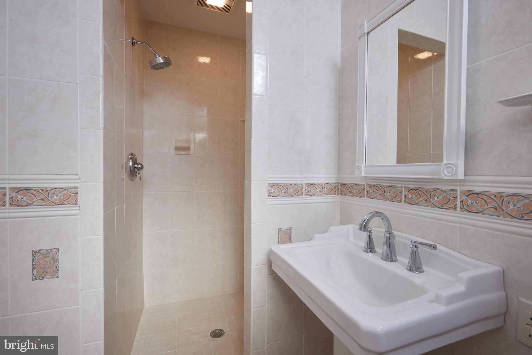 SOMERSET HEIGHTS - Residential