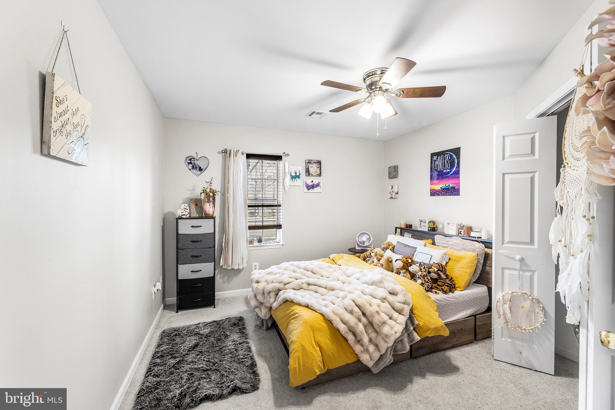 WHITE COVE - Residential