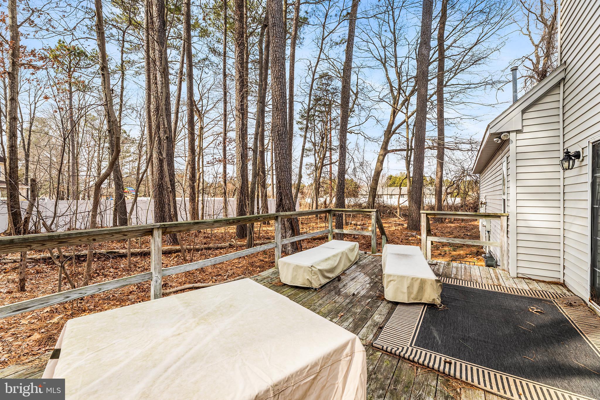 WHITE COVE - Residential