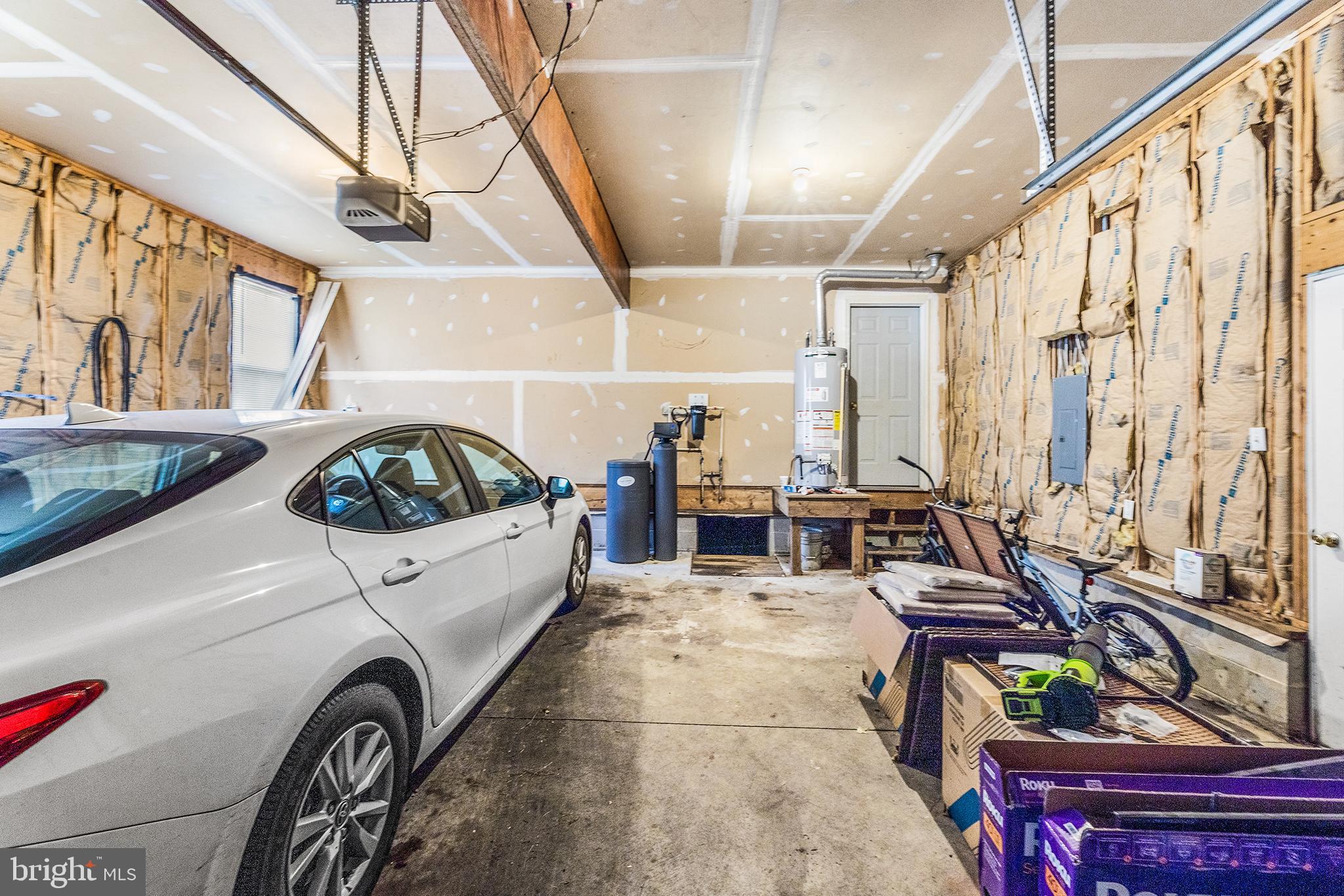 WHITE COVE - Residential