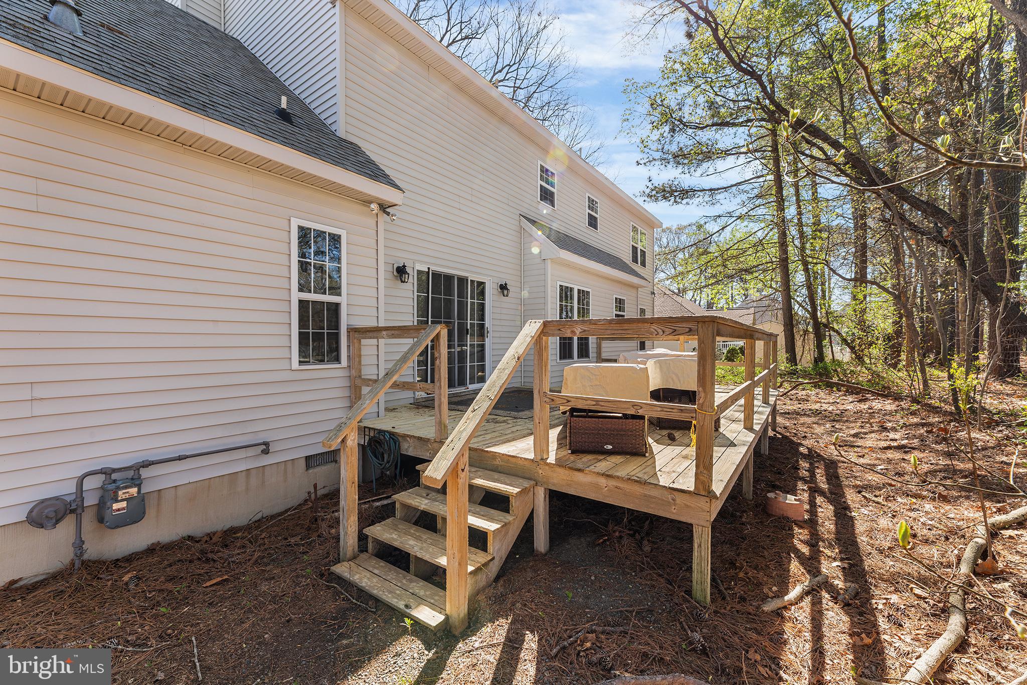 WHITE COVE - Residential