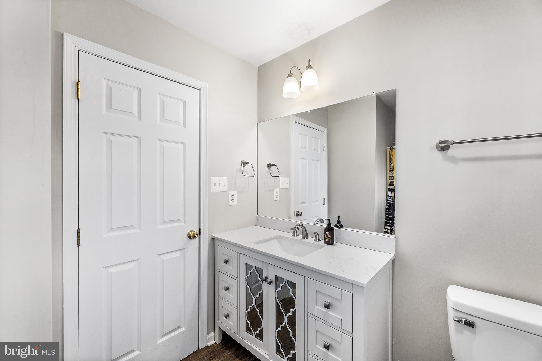 WHITE COVE - Residential