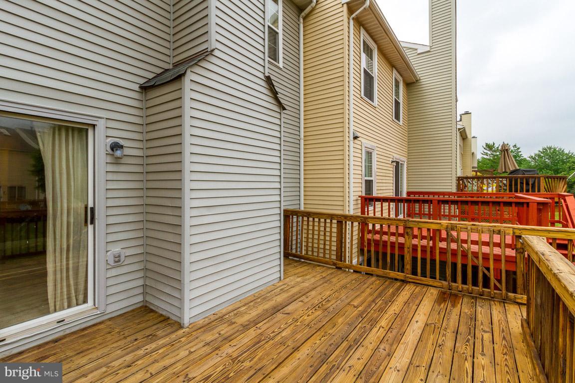 ASHBURN FARM - Residential