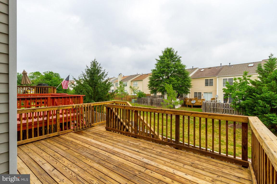 ASHBURN FARM - Residential