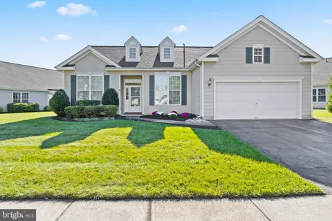 33 Bunker Hill Drive, Allentown, NJ MLS: NJMM2004138