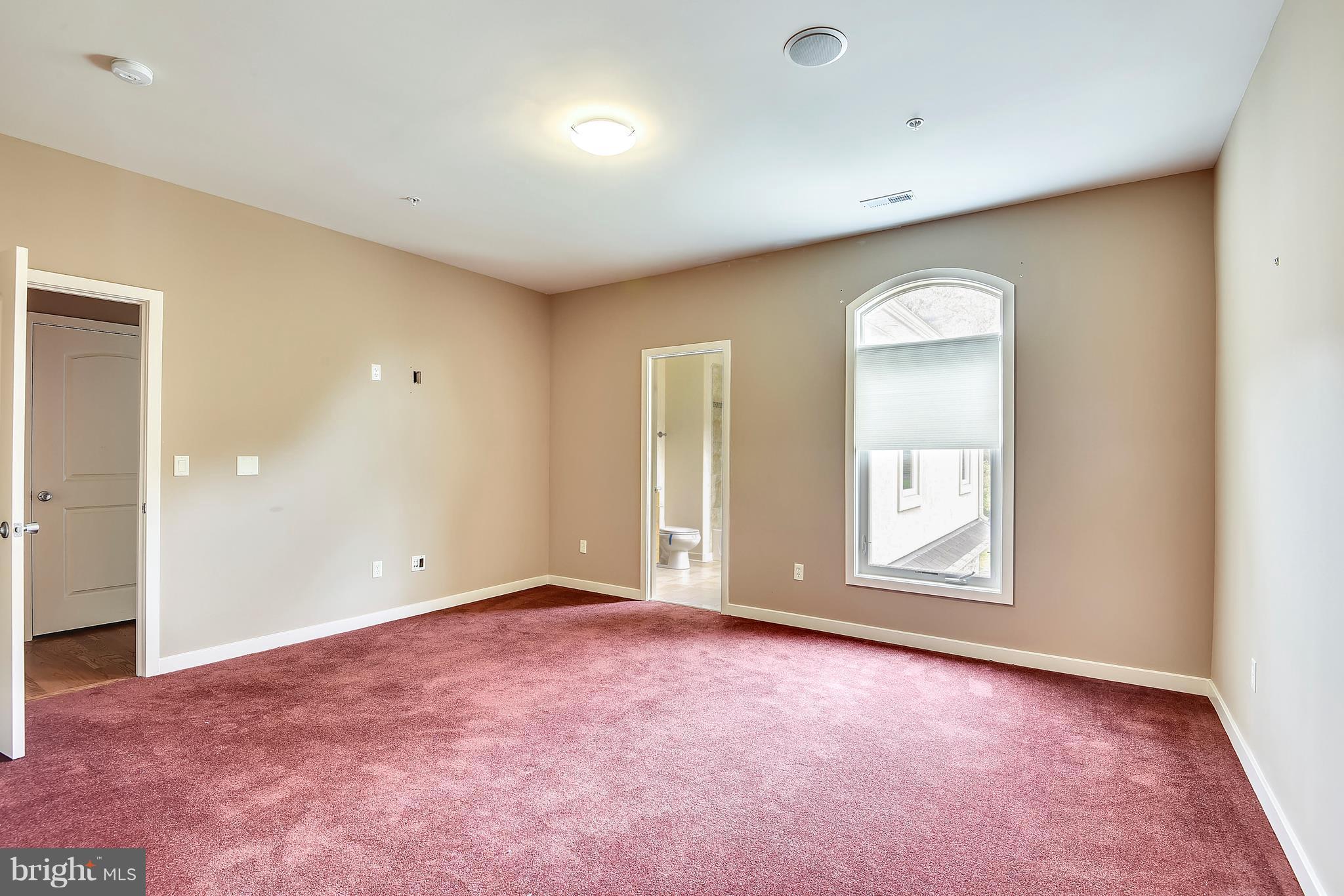 WOODMORE-RESUB-PLAT 5> - Residential