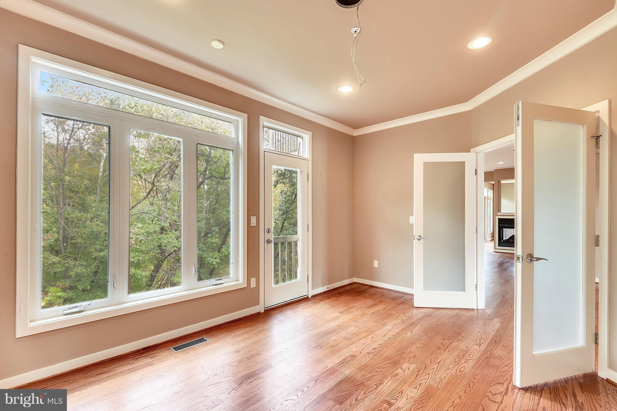 WOODMORE-RESUB-PLAT 5> - Residential