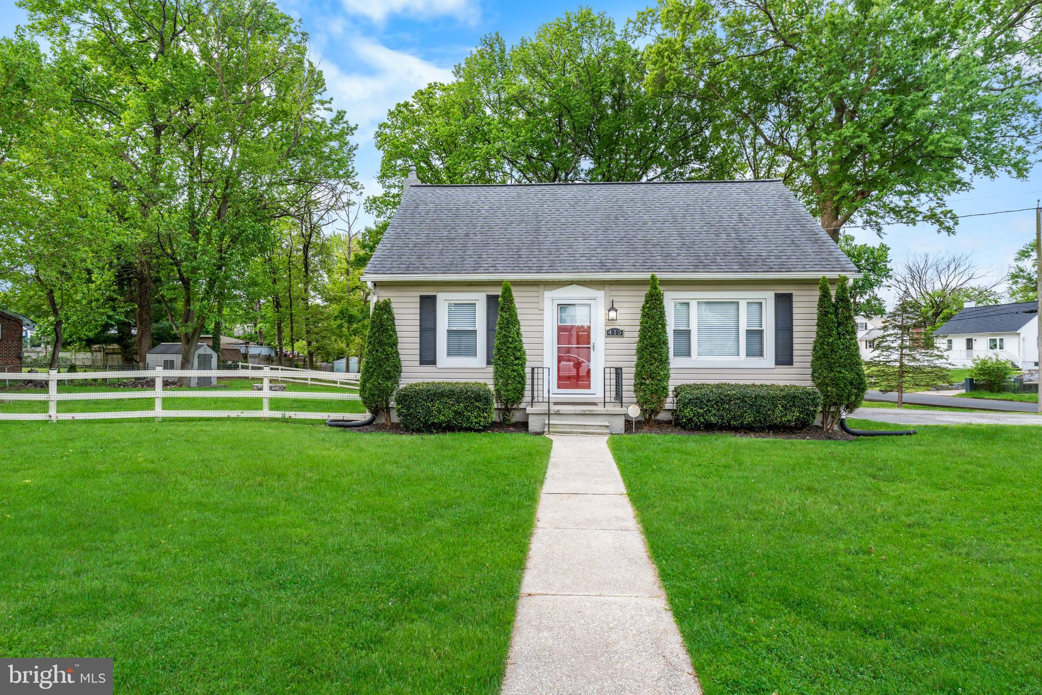 OAKRIDGE - Residential