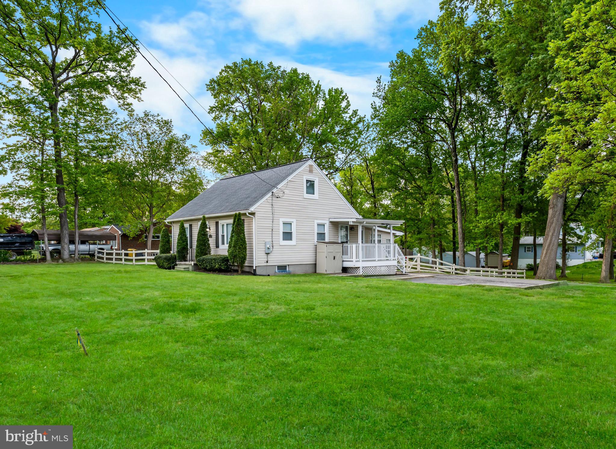 OAKRIDGE - Residential