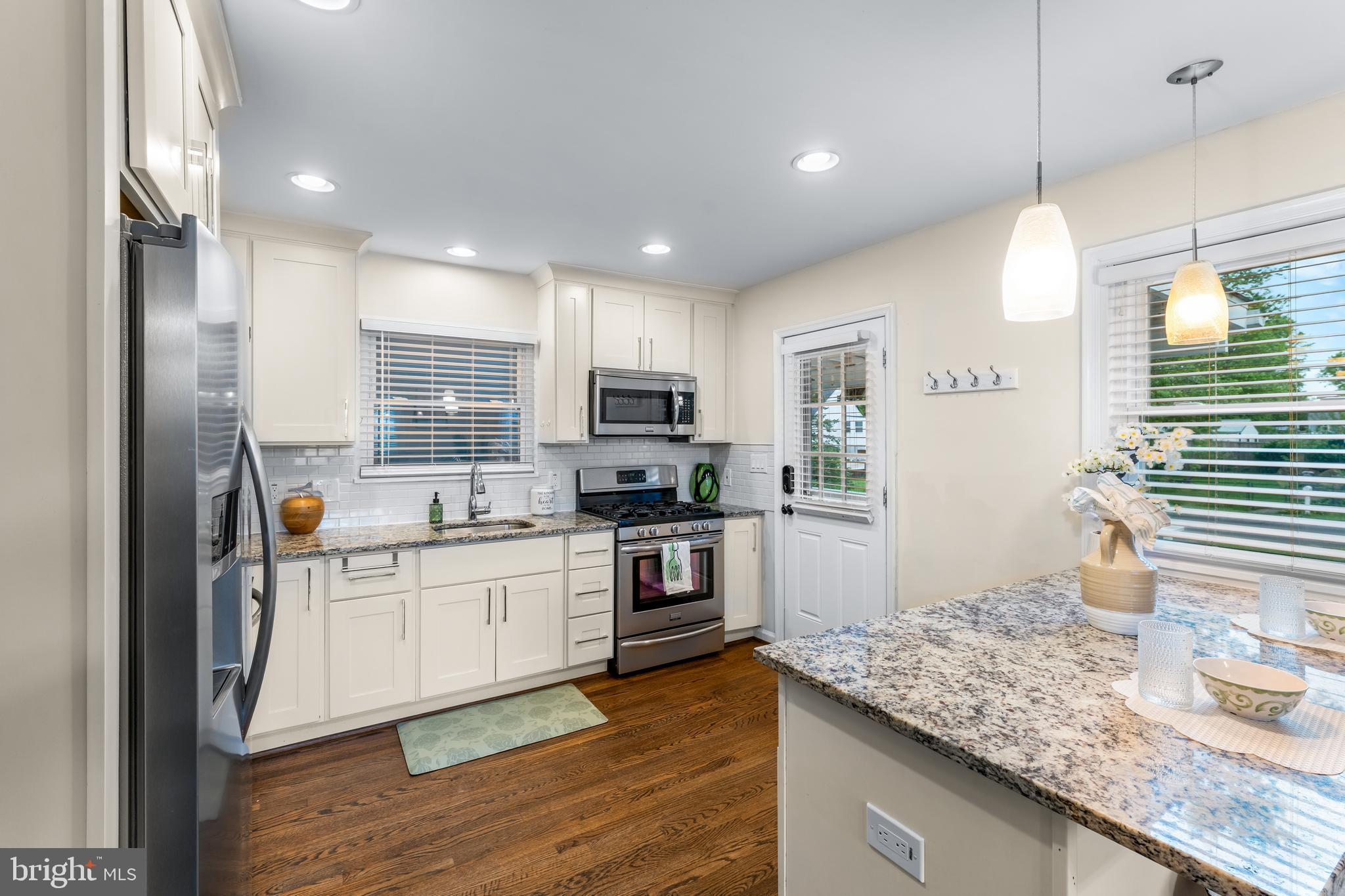 OAKRIDGE - Residential
