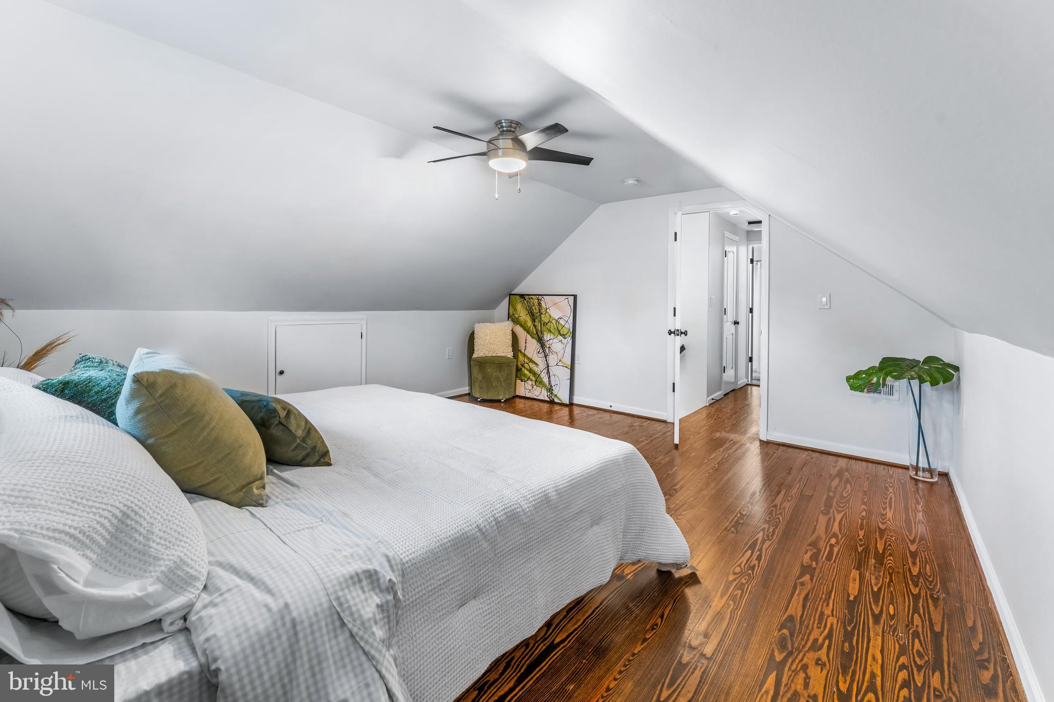 OAKRIDGE - Residential